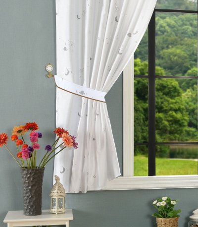 -20495- Weiß 2 Stück 175x145 Vorhang fluoreszierend leuchtend Mond Sterne Schlaufenband Kinder -20495-