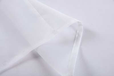 -112230Set- Aura Lila HxB 150x90 cm Stickerei Gardinen Set 4 Tlg. Tunneldurchzug Gardinenband Voile Gardine