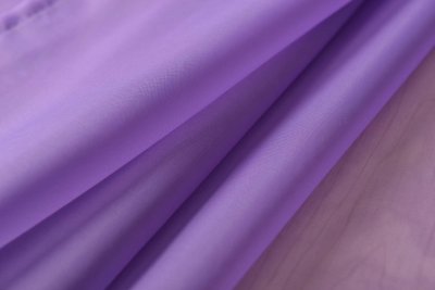 -61000CN- 2er-Pack Gardinen Transparent Vorhang Set Wohnzimmer Voile Schlaufenschal mit Bleibandabschluß Lila HxB 245x140 cm